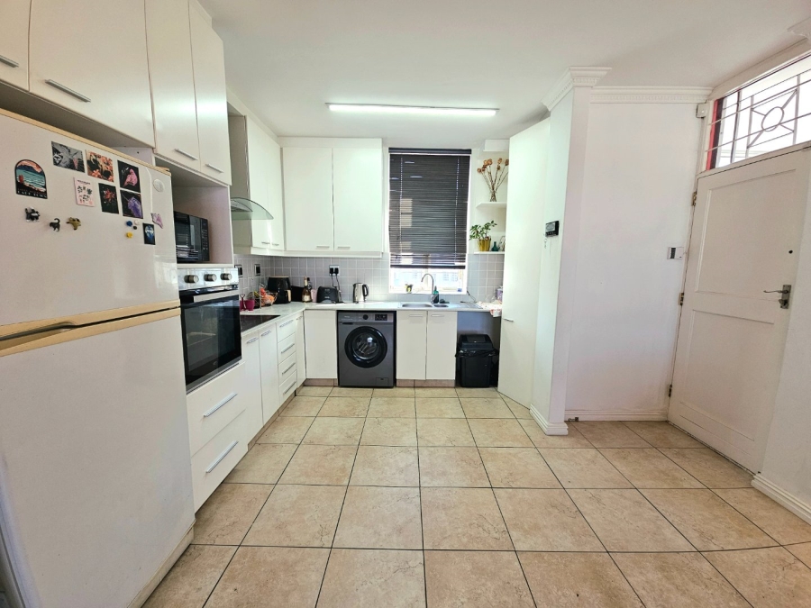 3 Bedroom Property for Sale in Zonnebloem Western Cape